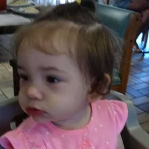 Meet your Posher, Olivia